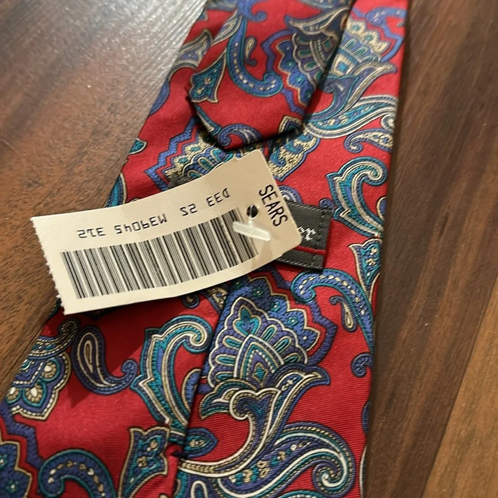 NWT Vintage Sheaf & Caber 100% Paisley Red Blue Teal Neck Tie, Original Sears
